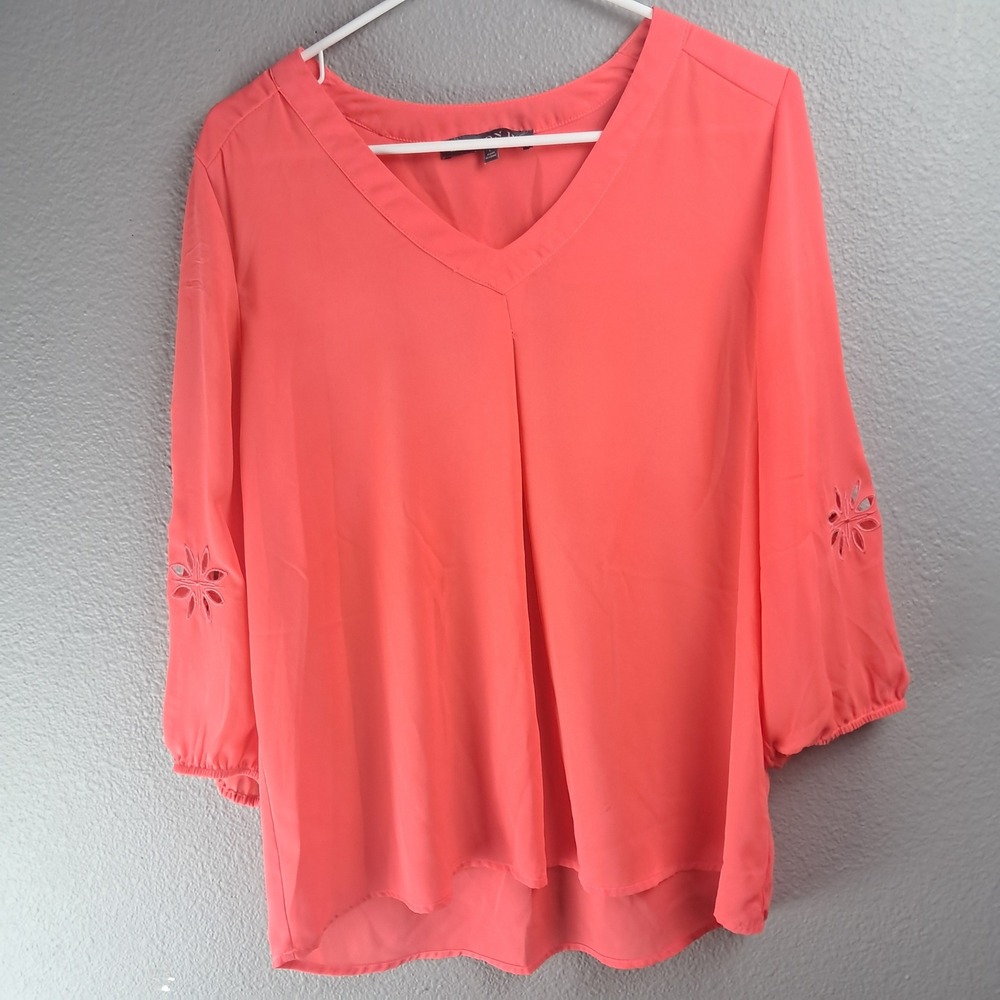 Style & Co Coral Blouse Cutout Sleeve V-Neck Casual Top Women's Size M